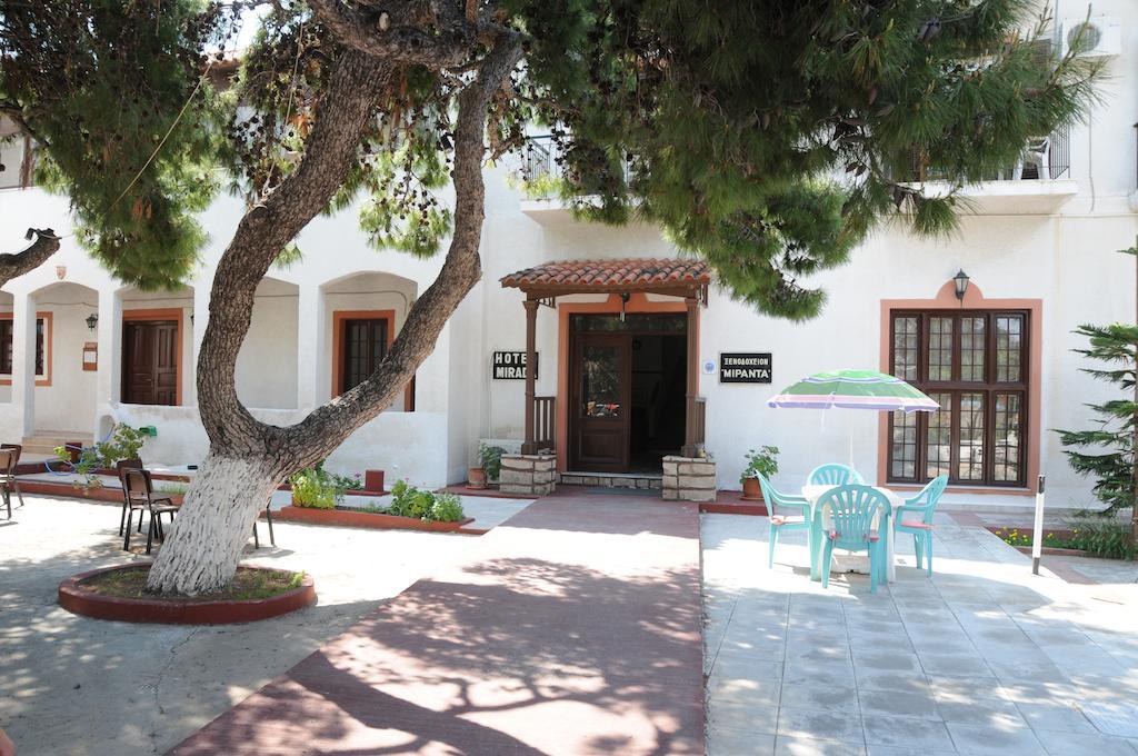 Miranta Hotel - Apartments & Studios Aegina Eksteriør billede