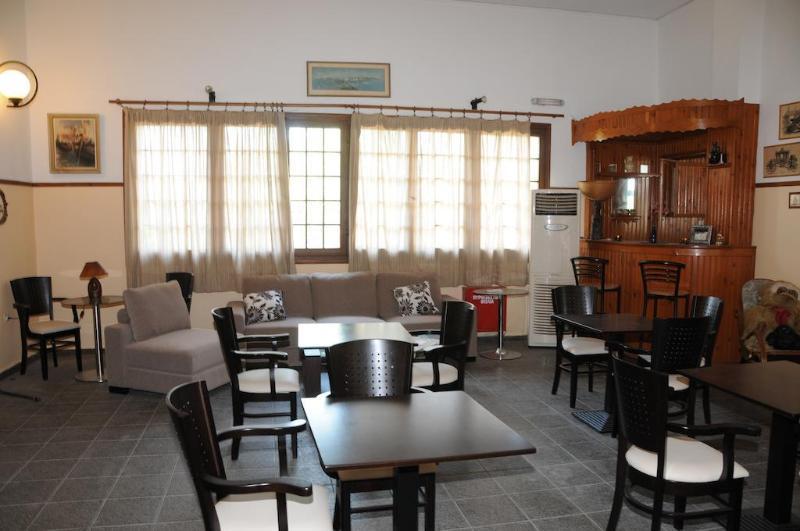 Miranta Hotel - Apartments & Studios Aegina Eksteriør billede