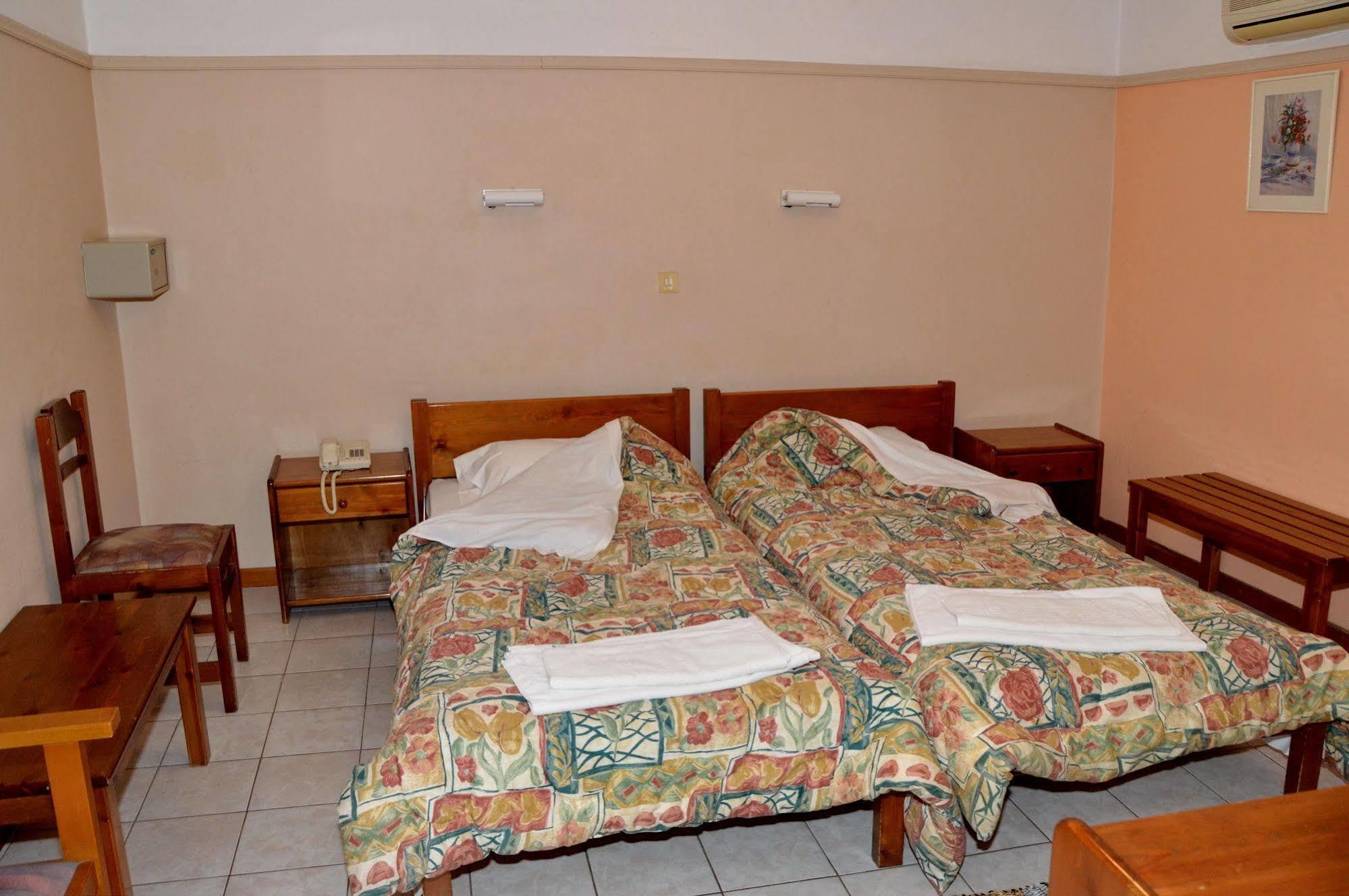 Miranta Hotel - Apartments & Studios Aegina Eksteriør billede